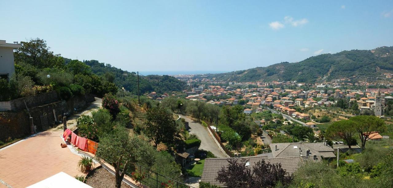 Room In Villa - Room In The Hills With Garden And Sea View San Salvatore  Buitenkant foto